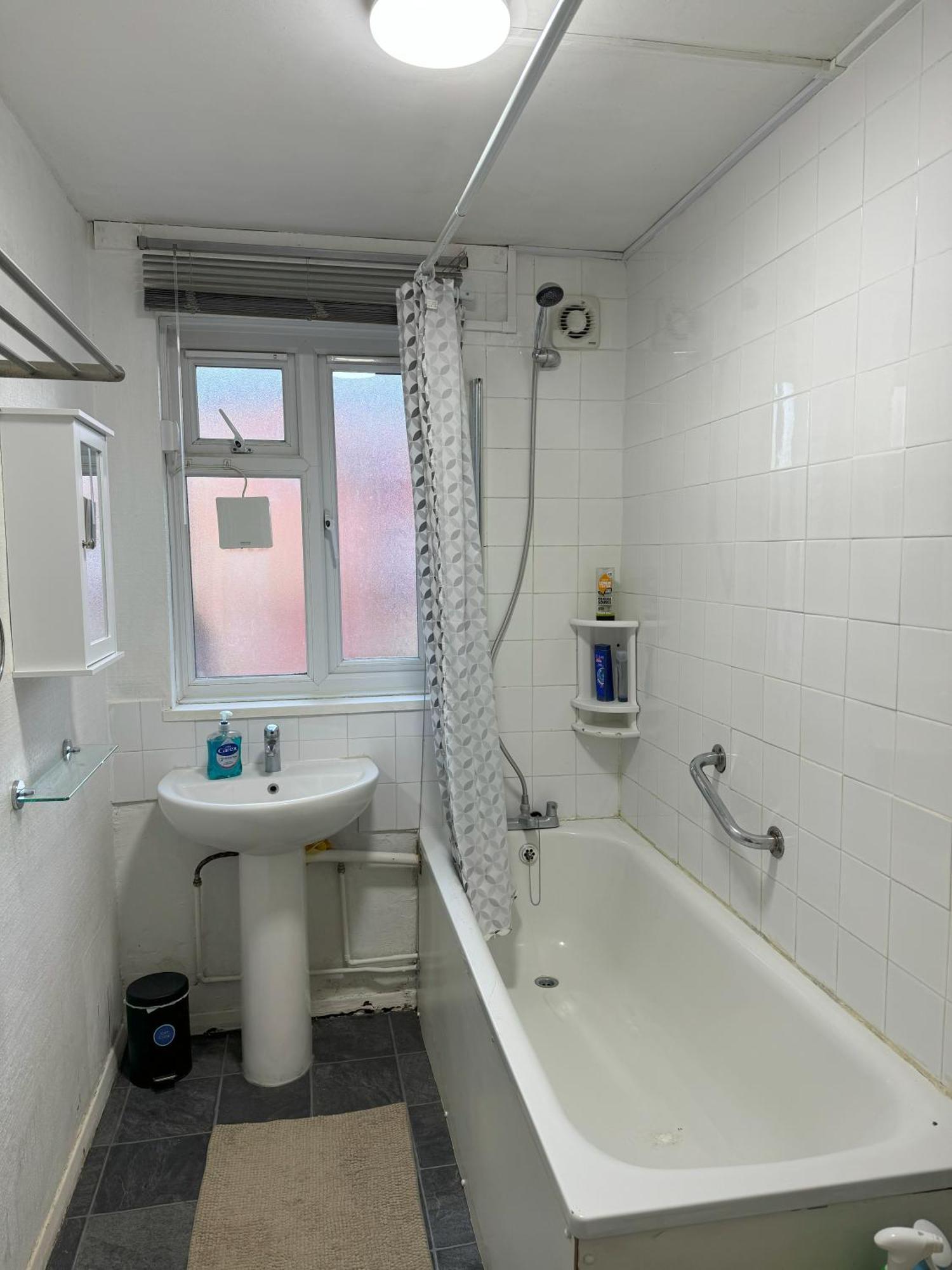 Lovely One Bed Apartment To Rent Londýn Exteriér fotografie